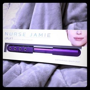 NURSE JAMIE UPLIFT beauty roller